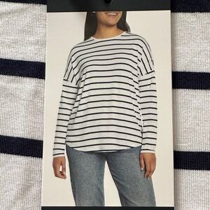 GAP Women's Long Sleeve Top - Navy and White Stripes